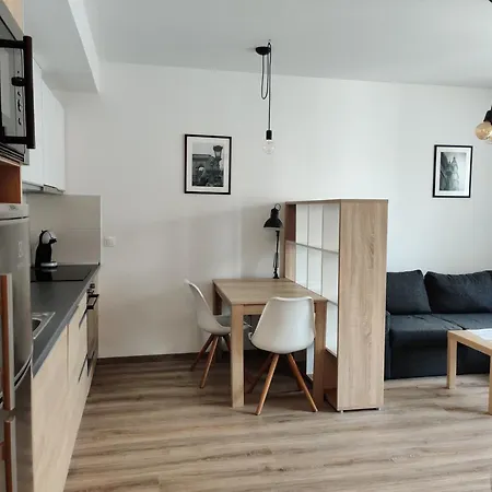 Corvin Black Bird * Budapešť