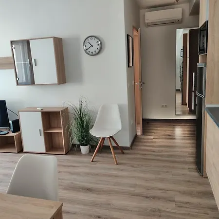 Apartmán Corvin Black Bird *